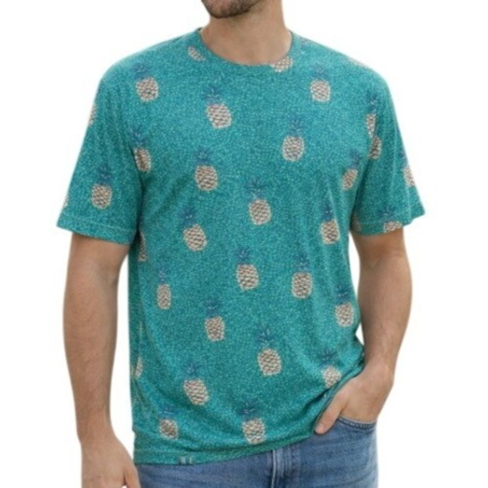 Chubbies The Green Runway Sport Tee Mens XL Green Pineapple Quick Dry Beach NEW